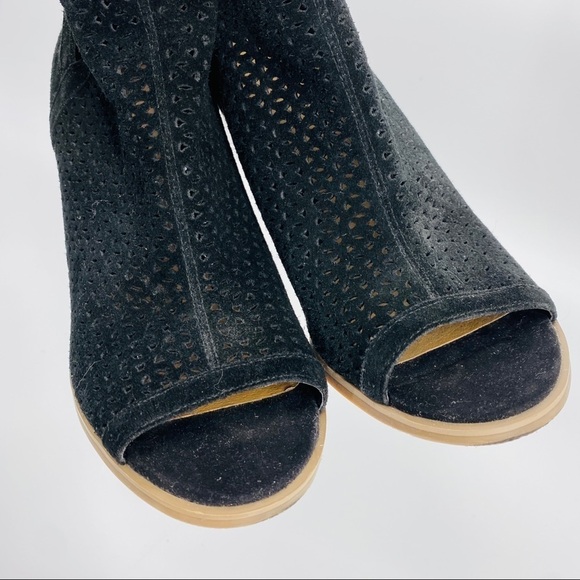 Lucky Brand Shoes - Lucky Brand Livey Black Peep Toe Suede Bootie 3.5” Stacked Block Heel Size 11M